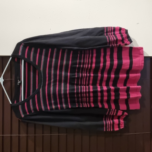 Black and Pink Striped Dress - Picture 4 of 5